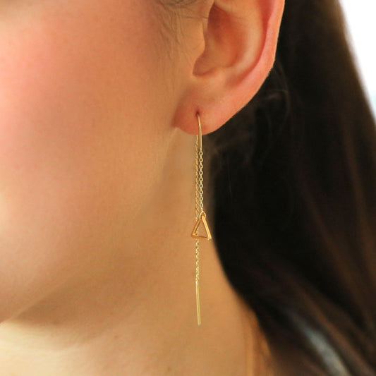 עגילי שרשרת זהב בצורת משולש קטן