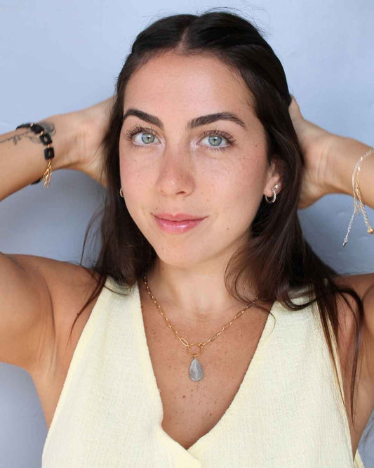 שרשרת קארין עם אבן לברדורייט