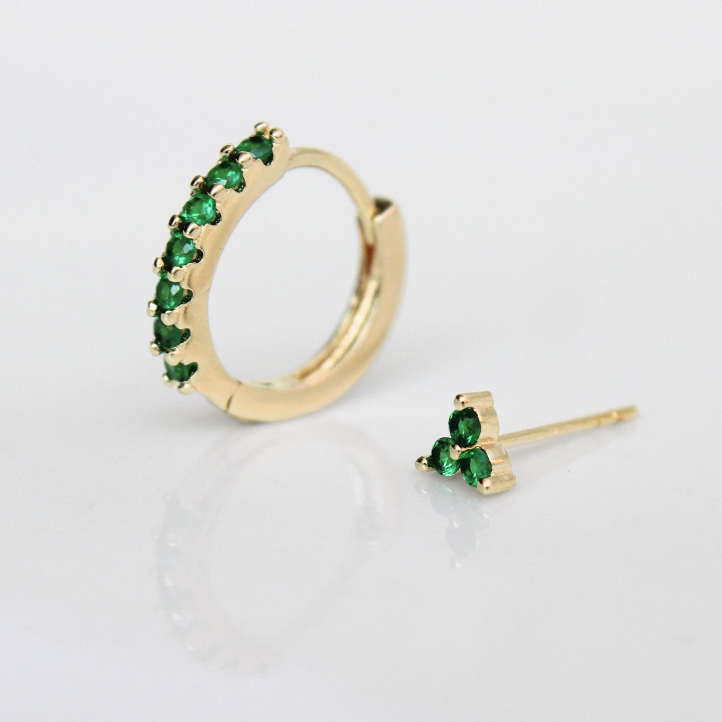 עגיל בודד שלוש נקודות בירוק