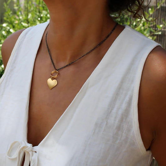 שרשרת לב זהב  שחור