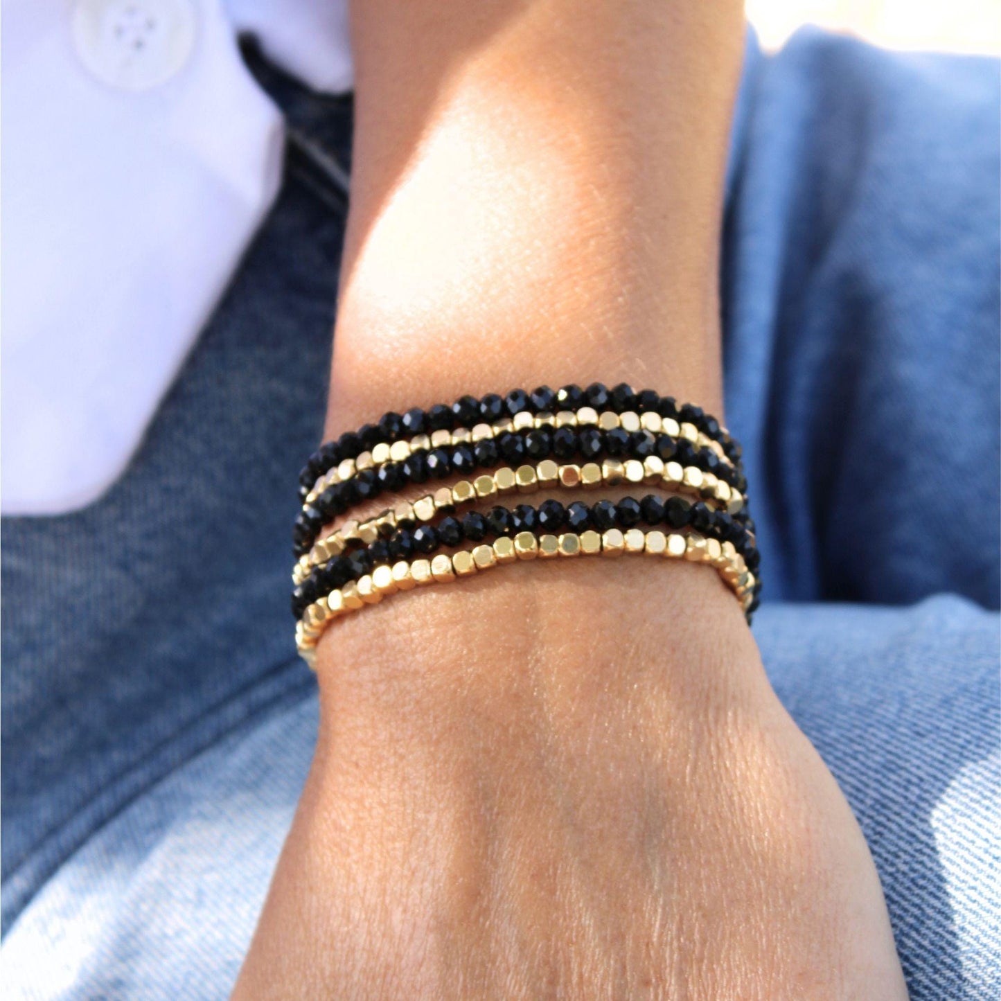 צמיד קריסטל שחור וזהב