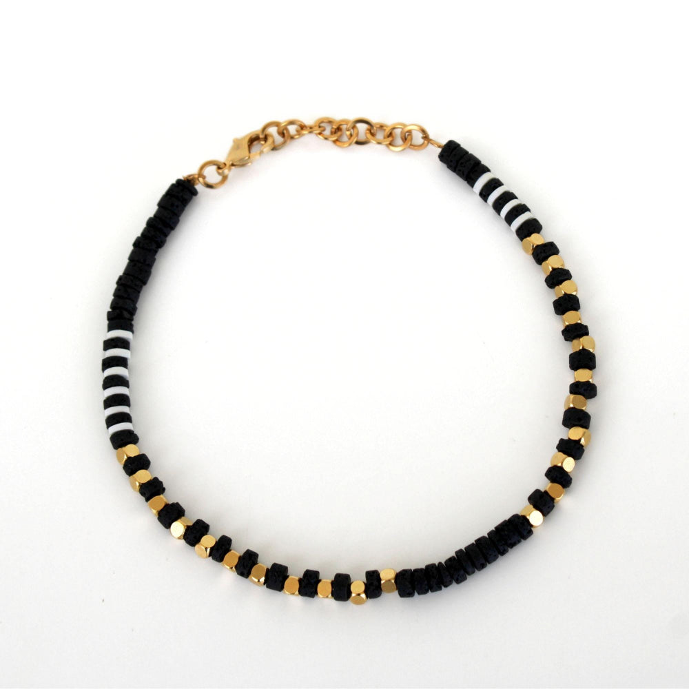 צמיד רגל שחור זהב