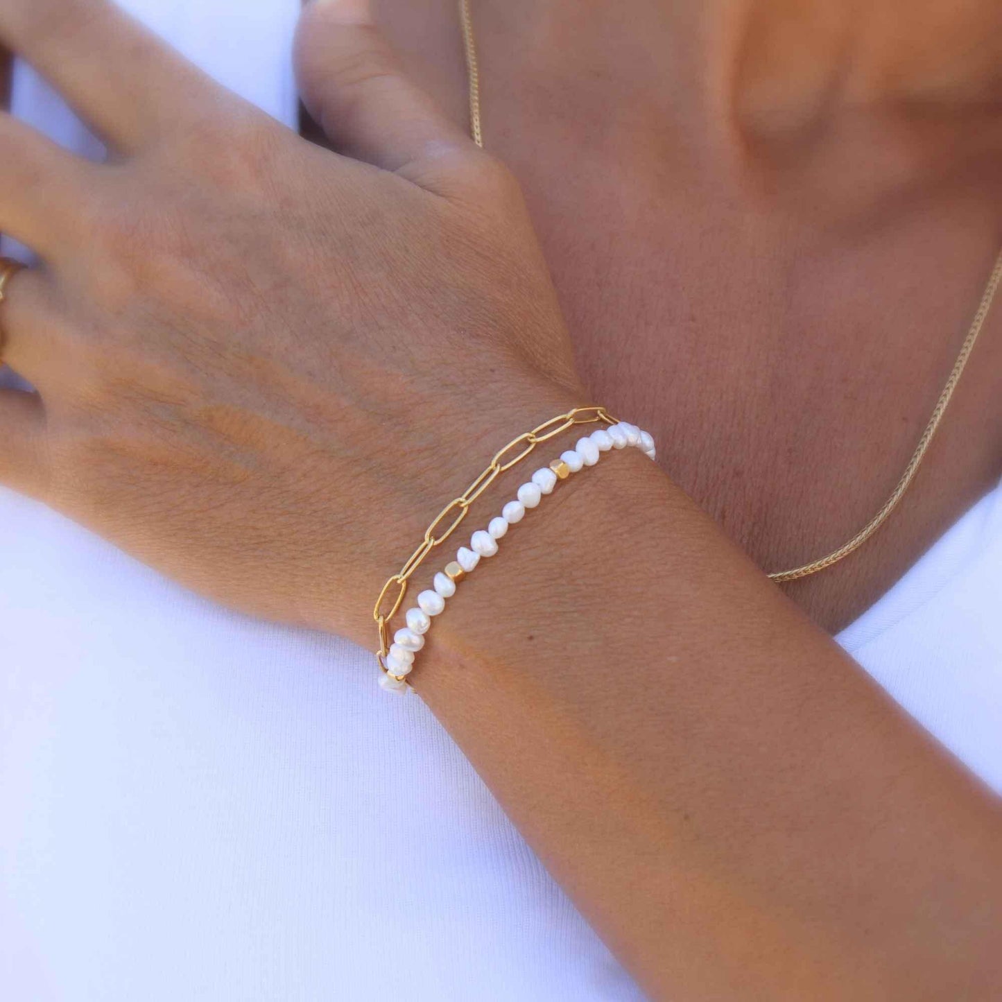 צמיד עדין לנשים