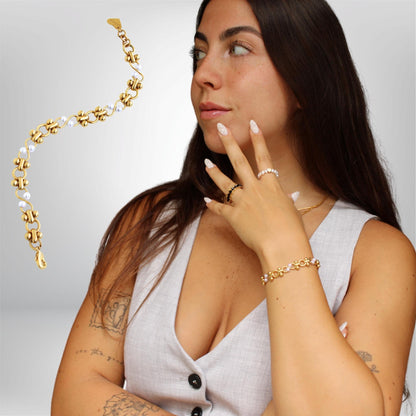צמיד זהב בשילוב חרוזי פנינה