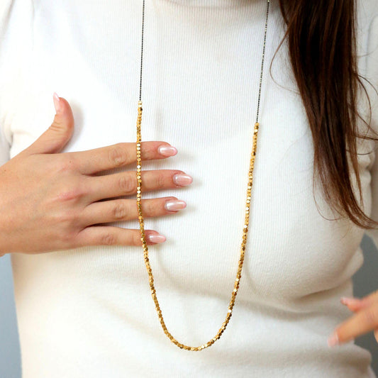 שרשרת ארוכה צנועה