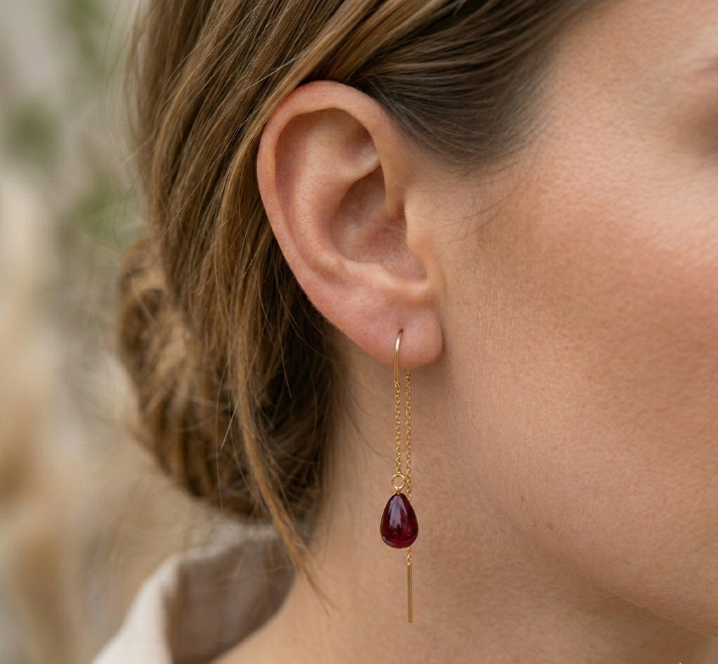 עגיל תלוי אבן רובי